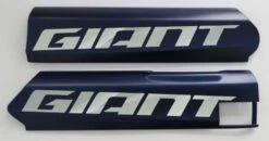 Giant/Liv- Cache Latéral Pour Batterie Energypak 500 Wh Downtube Side Release -Pas Cher E-Bike Magasin giant cache lateral side panel batterie downtube bleu fonce gris 3840x2160