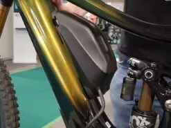 Giant - Batterie Additionnelle EnergyPak Plus 250 Wh 5 Giant - Batterie Additionnelle EnergyPak Plus 250 Wh -Pas Cher E-Bike Magasin giant energypak plus range extender 250 wh port de charge 3840x2160