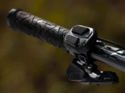 Giant - RideControl Ergo SG - Commande Au Guidon -Pas Cher E-Bike Magasin giant ridecontrol ergo sg commande au guidon detail 2 3840x2160